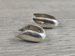 Silpada VINTAGE Asymmetrical 925 Sterling Silver Post Earrings P0867